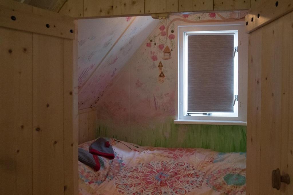 Groepsaccommodatie Kom In De Bedstee Sprookje 温特斯韦克 外观 照片